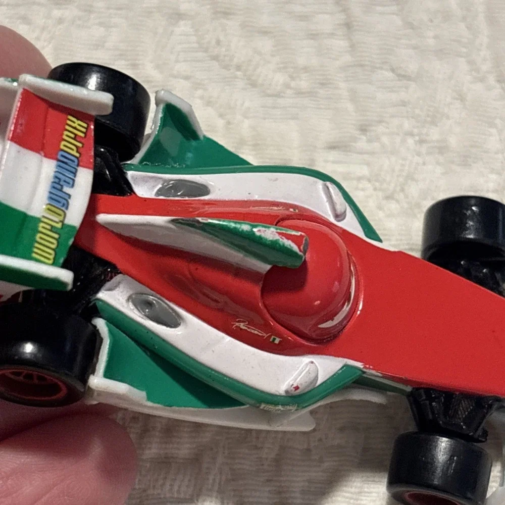 DISNEY PIXAR CARS 2 RACING RED FRANCESCO BERNOULLI.☆ NO PACKAGE☆ USED CONDITION.